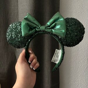 Disney Parks Green Sequin Minnie Ears